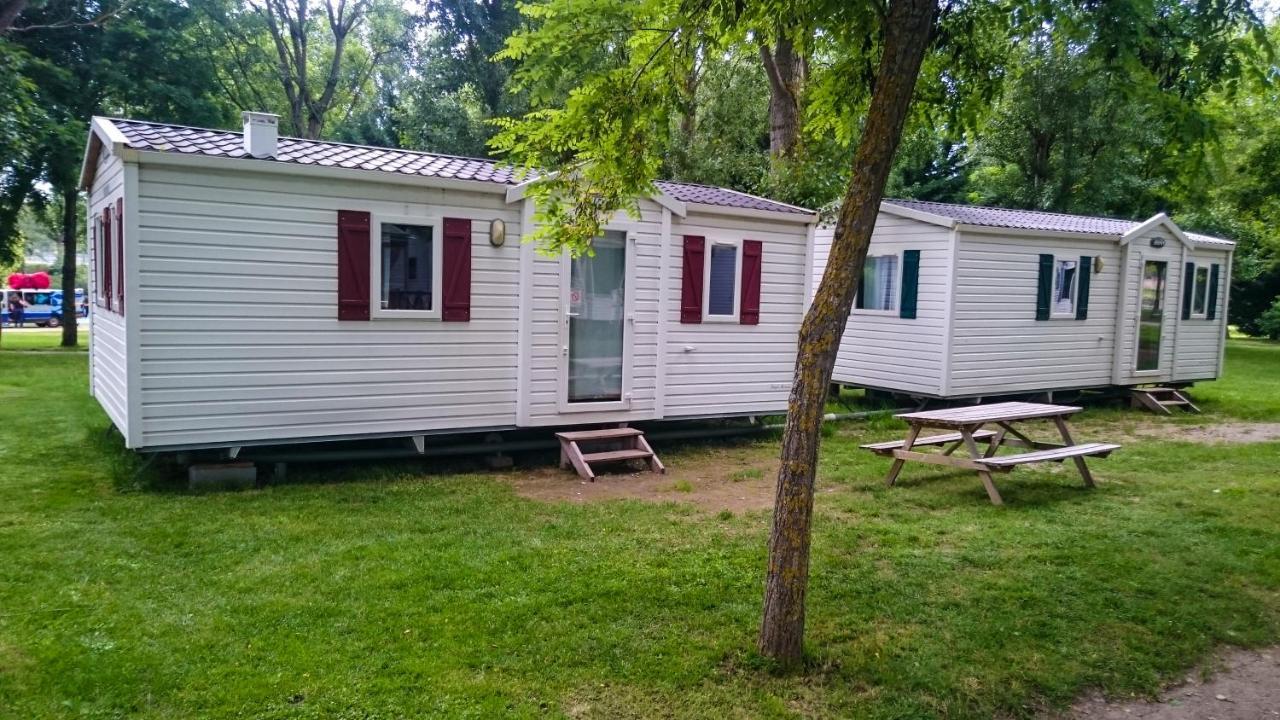 Camping Larribal Millau Exteriör bild
