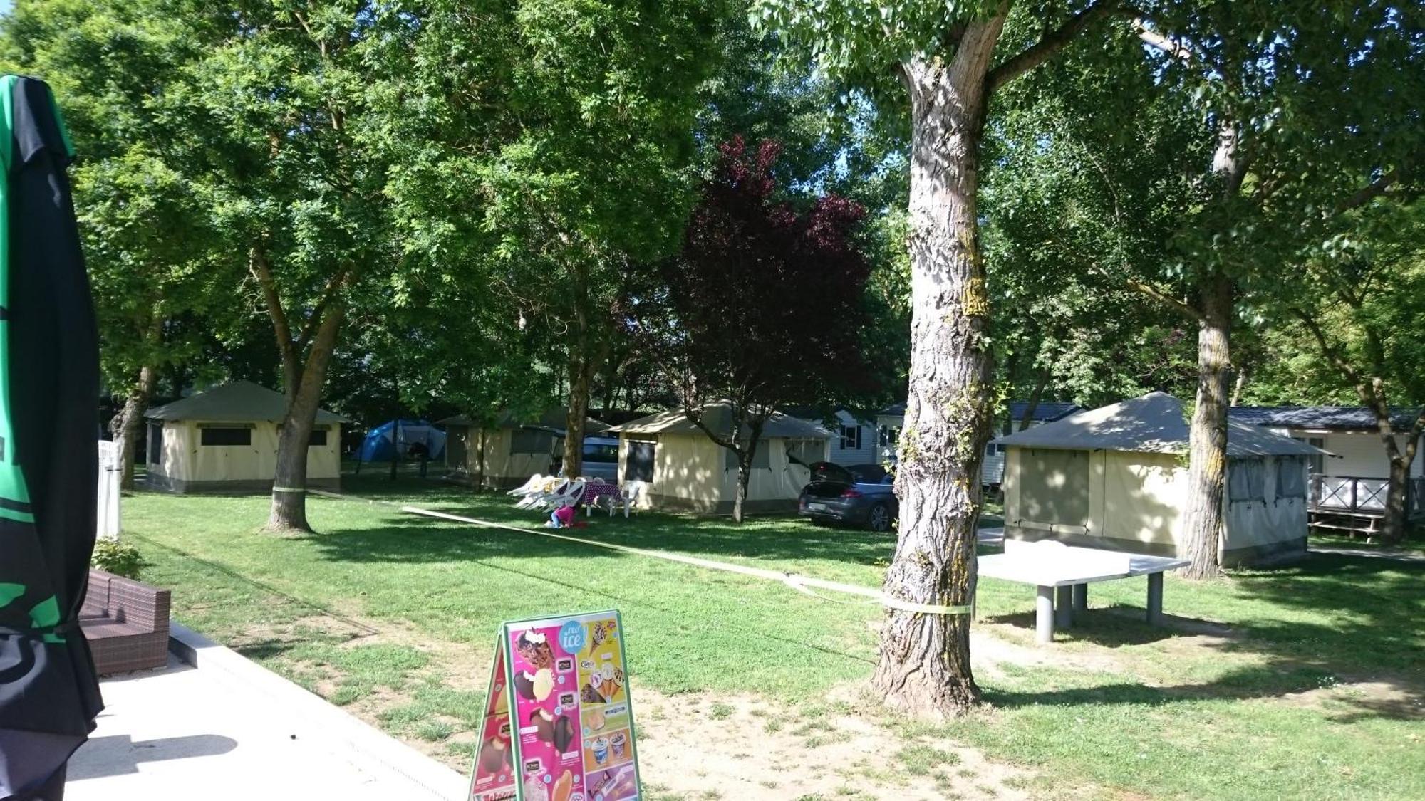 Camping Larribal Millau Exteriör bild